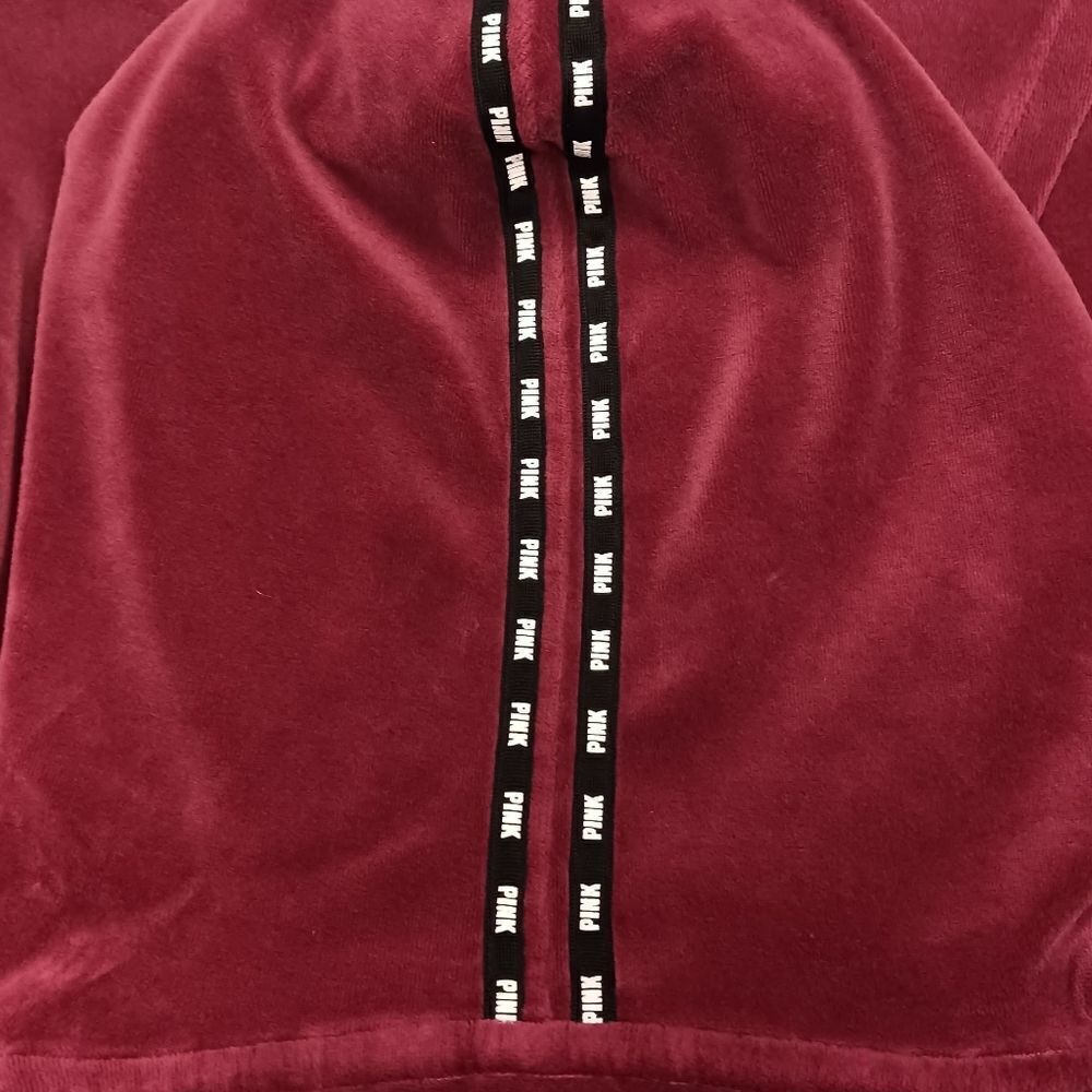PINK VICTORIA SECRET Velour Light Weight Warm Jacket. - Picture 10 of 11